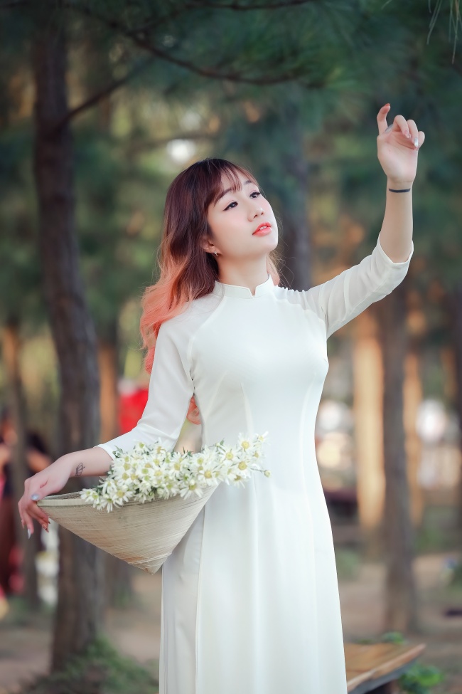霓虹深渊